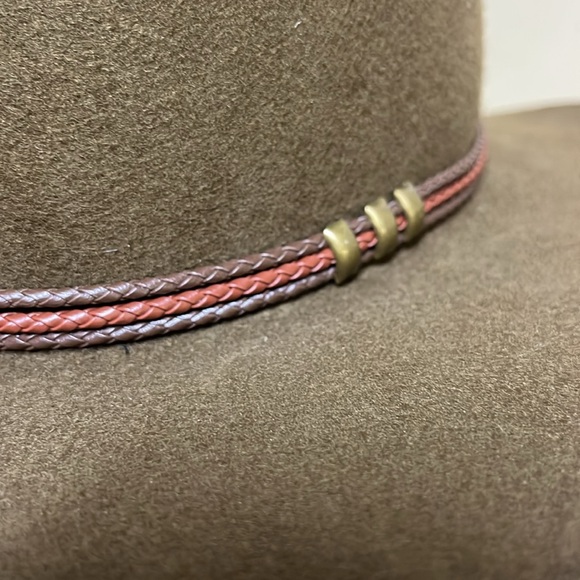 Stetson Olive Felt Hat with Dual-Tone Band - Picture 5 of 14